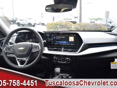 New 2026 Chevrolet Trax LT w/ Driver Confidence Package image 3