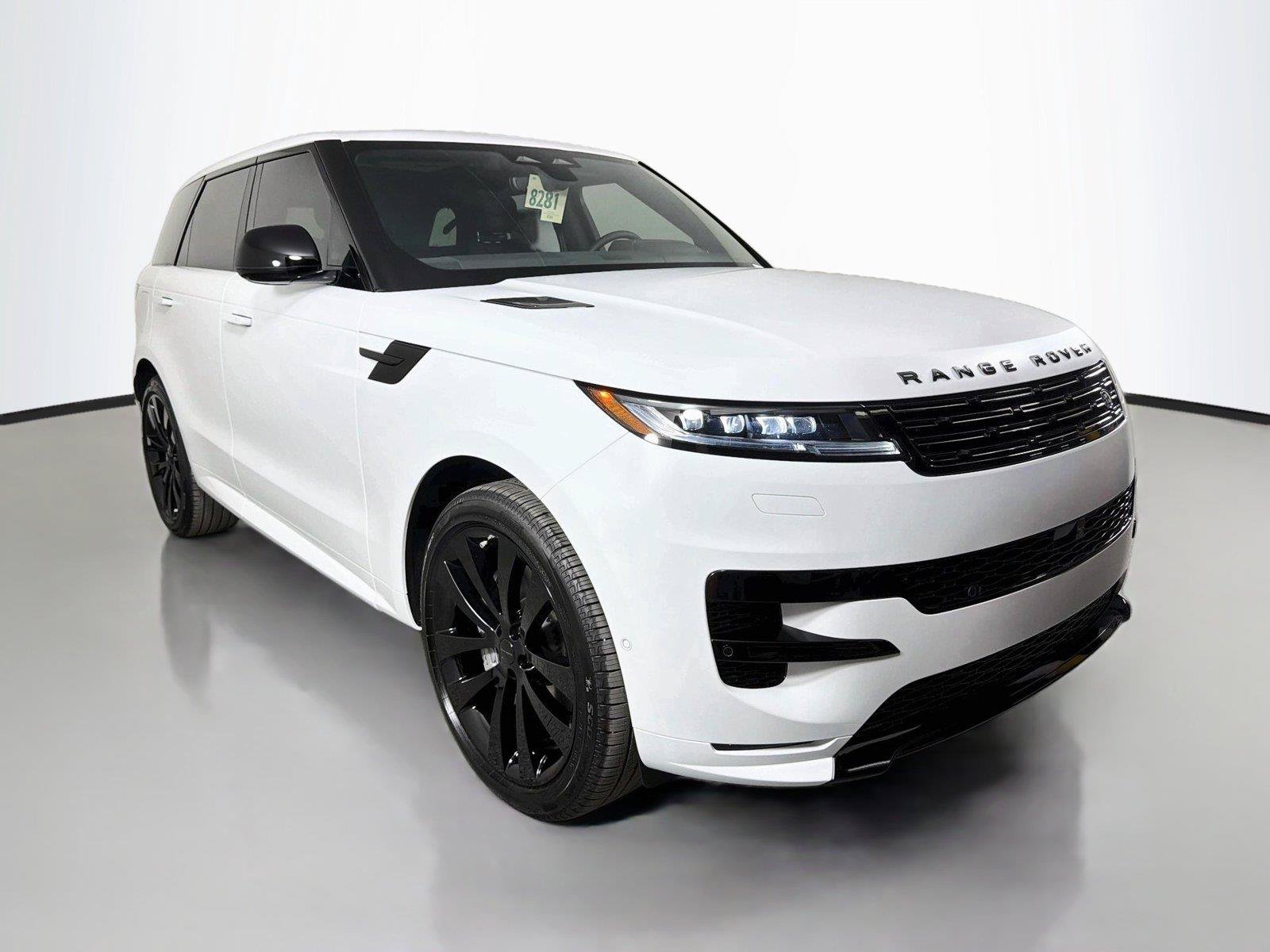 New 2026 Land Rover Range Rover Sport Dynamic SE AWD/4WD image 3