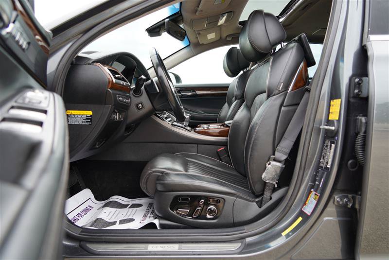 Used 2019 Genesis G90 5.0 Ultimate RWD image 58