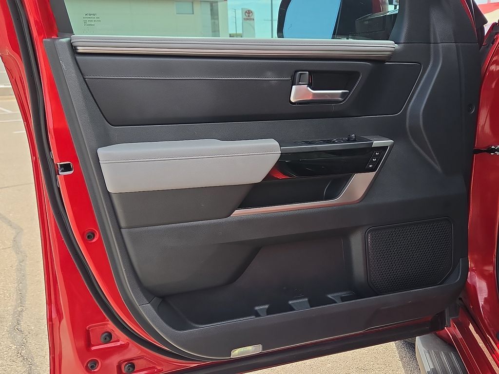 Certified 2025 Toyota Sequoia Limited AWD/4WD image 17