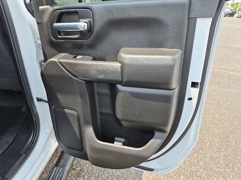 Used 2024 Chevrolet Silverado 2500 Custom w/ Custom Convenience Package RWD image 19