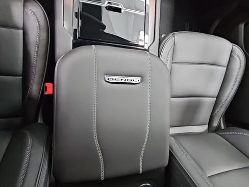 New 2026 GMC Yukon Denali w/ Sun & Power Step Package image 22