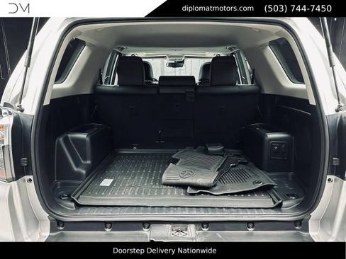 Used 2023 Toyota 4Runner Limited AWD/4WD image 48