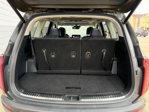Used 2022 Kia Telluride SX w/ Nightfall Edition Package image 9