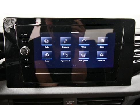 Used 2025 Volkswagen Jetta Sport FWD image 22