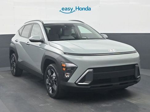 Used 2024 Hyundai Kona SEL w/ Convenience Package AWD/4WD image 2