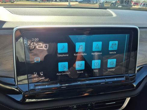 Used 2024 Volkswagen Atlas SE image 20