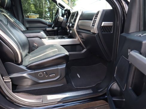 Used 2018 Ford F250 Platinum w/ Platinum Ultimate Package image 18