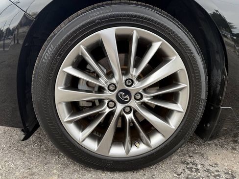Used 2018 INFINITI Q50 Luxe w/ Essential Package (3.0T Luxe) RWD image 27