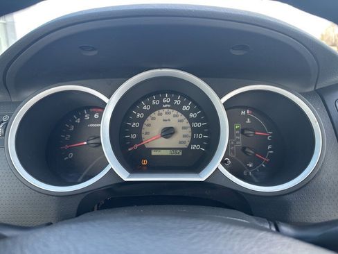 Used 2011 Toyota Tacoma 4x4 Regular Cab image 11