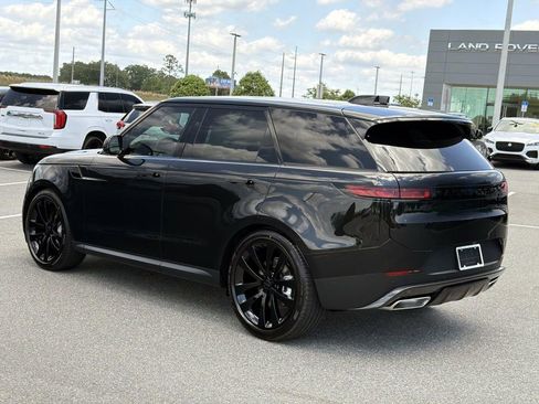 New 2026 Land Rover Range Rover Sport SE AWD/4WD image 3