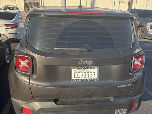 Used 2017 Jeep Renegade Sport w/ Power & Air Group image 4