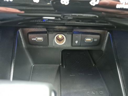 Used 2024 Hyundai Santa Cruz Limited image 33