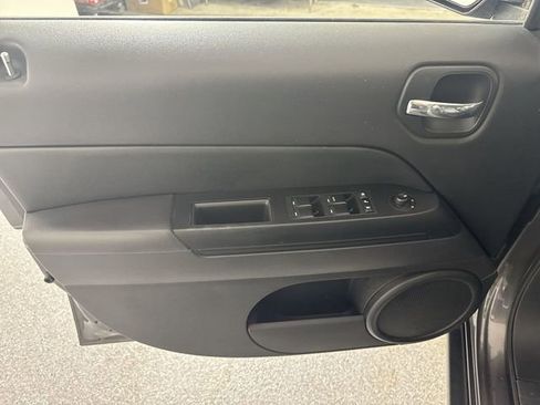 Used 2015 Jeep Patriot High Altitude image 20