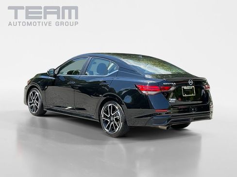 Used 2025 Nissan Sentra SR FWD image 5