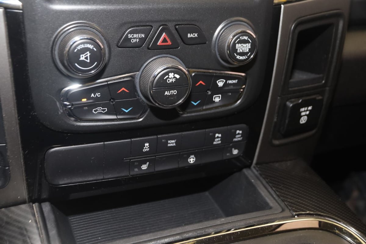Used 2016 RAM 1500 Sport w/ Stinger Yellow Sport Package AWD/4WD image 27