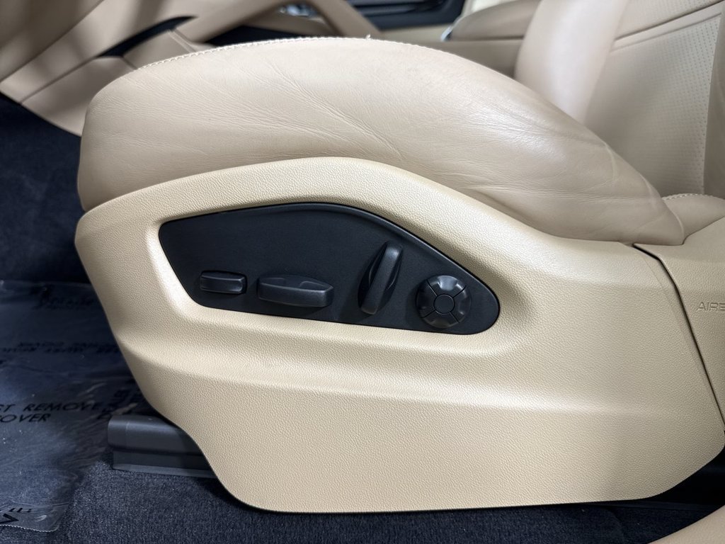 Certified 2023 Porsche Cayenne AWD/4WD image 40