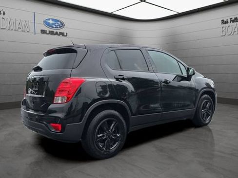 Used 2020 Chevrolet Trax LS w/ Tint and Cruise Package FWD image 4