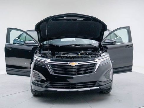 Used 2024 Chevrolet Equinox LT w/ LPO, Floor Liner Package image 16