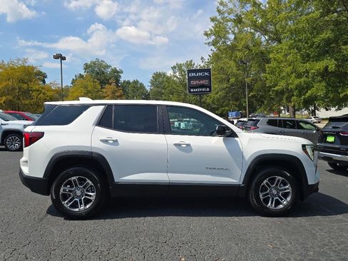 New 2026 GMC Terrain Elevation w/ Technology Package II image 2