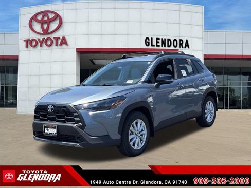 New 2026 Toyota Corolla Cross LE FWD image 5