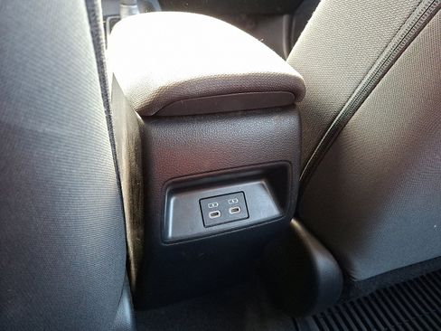 Used 2024 Toyota Corolla LE image 12