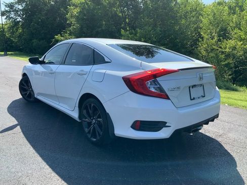 Used 2019 Honda Civic Sport image 9