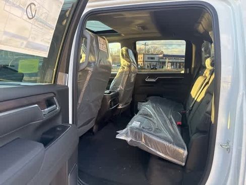 New 2026 GMC Sierra 2500 SLT w/ SLT Premium Package image 12