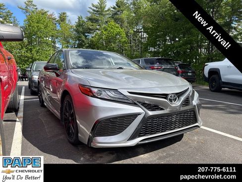 Used 2021 Toyota Camry XSE FWD image 1