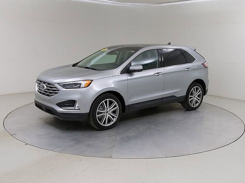 Certified 2024 Ford Edge Titanium w/ Equipment Group 301A AWD/4WD image 20