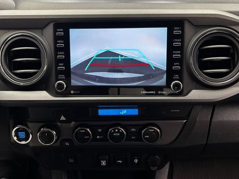 Used 2022 Toyota Tacoma TRD Sport AWD/4WD image 48