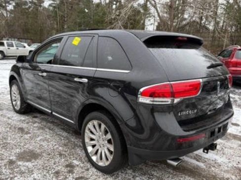 Used 2013 Lincoln MKX AWD image 5
