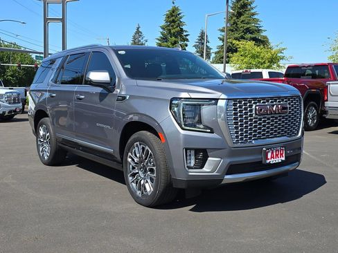 Used 2022 GMC Yukon Denali w/ Max Trailering Package AWD/4WD image 9