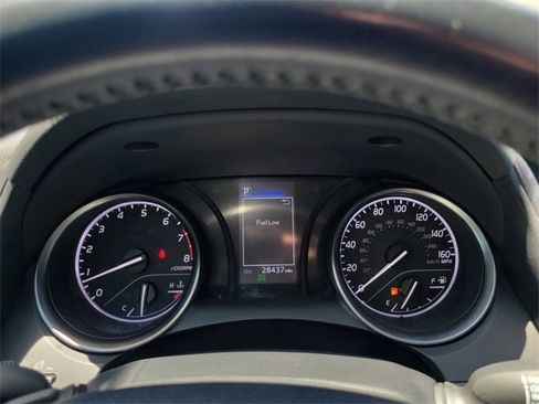 Used 2023 Toyota Camry SE image 17