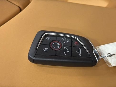 Used 2023 Chevrolet Corvette Stingray Premium Conv w/ Z51 Performance Package RWD image 27