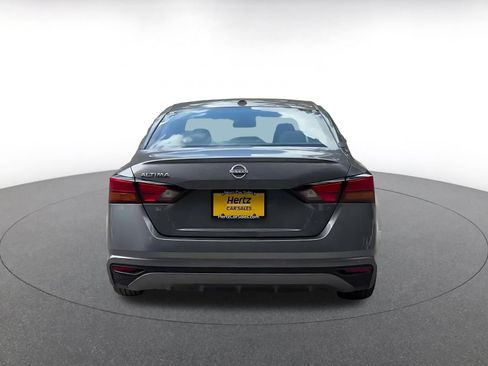 Used 2026 Nissan Altima 2.5 SV FWD image 12