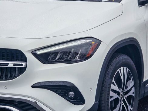 Certified 2025 Mercedes-Benz GLA 250 4MATIC image 8