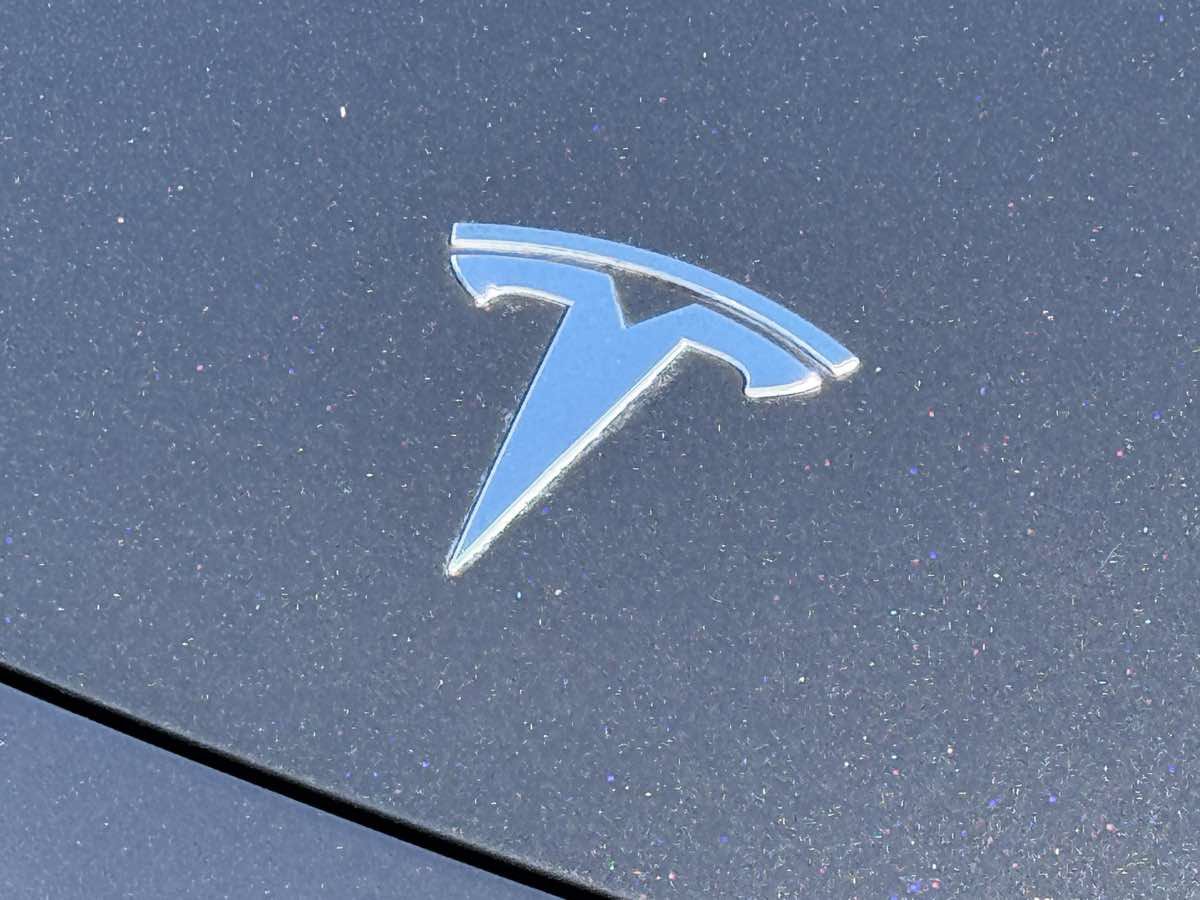 Used 2018 Tesla Model 3 RWD image 4
