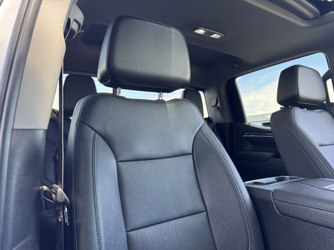 Used 2022 Chevrolet Silverado 1500 LTZ w/ LTZ Premium Package RWD image 24