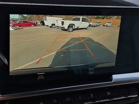 Used 2022 Chevrolet Silverado 1500 LT image 17