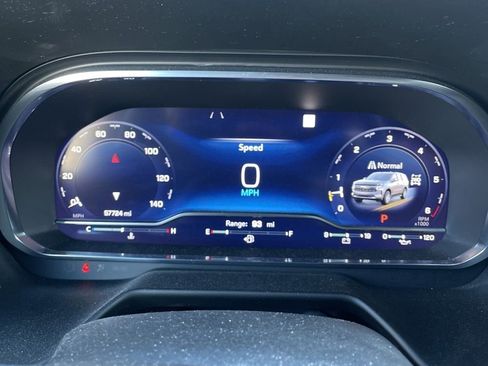 Used 2022 Chevrolet Tahoe Z71 w/ Luxury Package image 28