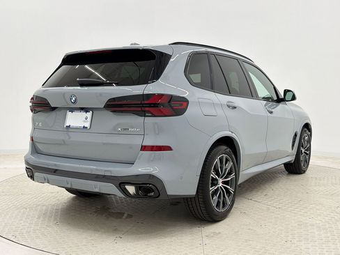 New 2026 BMW X5 xDrive50e w/ M Sport Package AWD/4WD image 9
