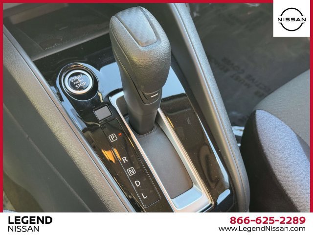 Used 2025 Nissan Versa SV w/ Trunk Package FWD image 27