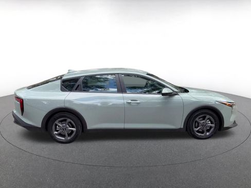 Used 2025 Kia K4 FWD image 24