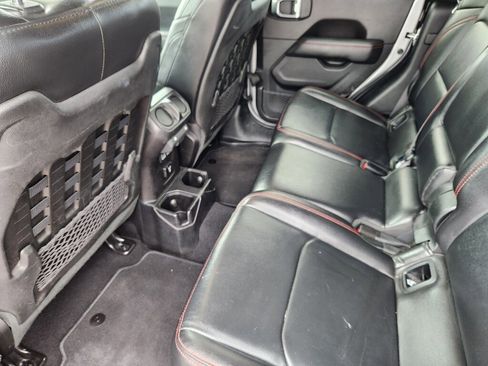 Used 2020 Jeep Gladiator Rubicon image 9