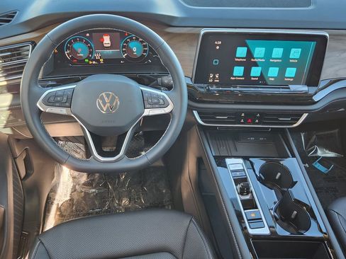 New 2026 Volkswagen Atlas SE AWD/4WD image 3
