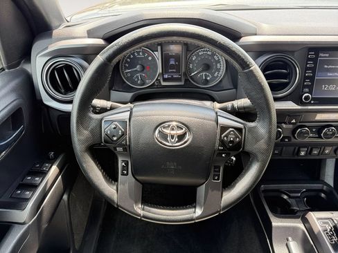 Used 2023 Toyota Tacoma TRD Sport AWD/4WD image 12
