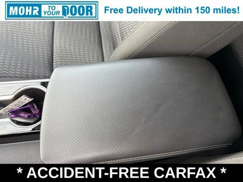 Used 2025 Chevrolet Equinox LT w/ Safety and Technology Package FWD image 24
