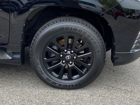 Used 2023 Lexus GX 460 w/ Black Line Special Edition AWD/4WD image 9