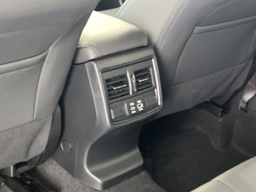 New 2026 Subaru Outback Premium AWD/4WD image 36
